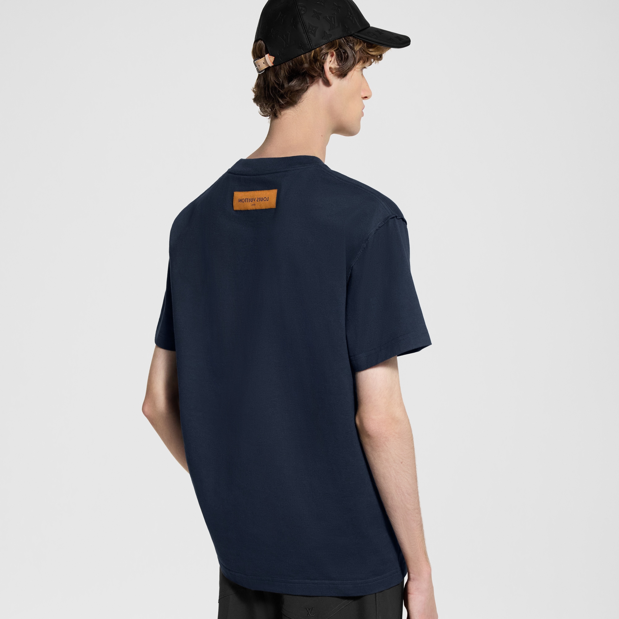  Ready to Wear Camisetas y camisas tipo polo Playera con motivo LV bordado | Louis Vuitton ® (Ampliar producto)