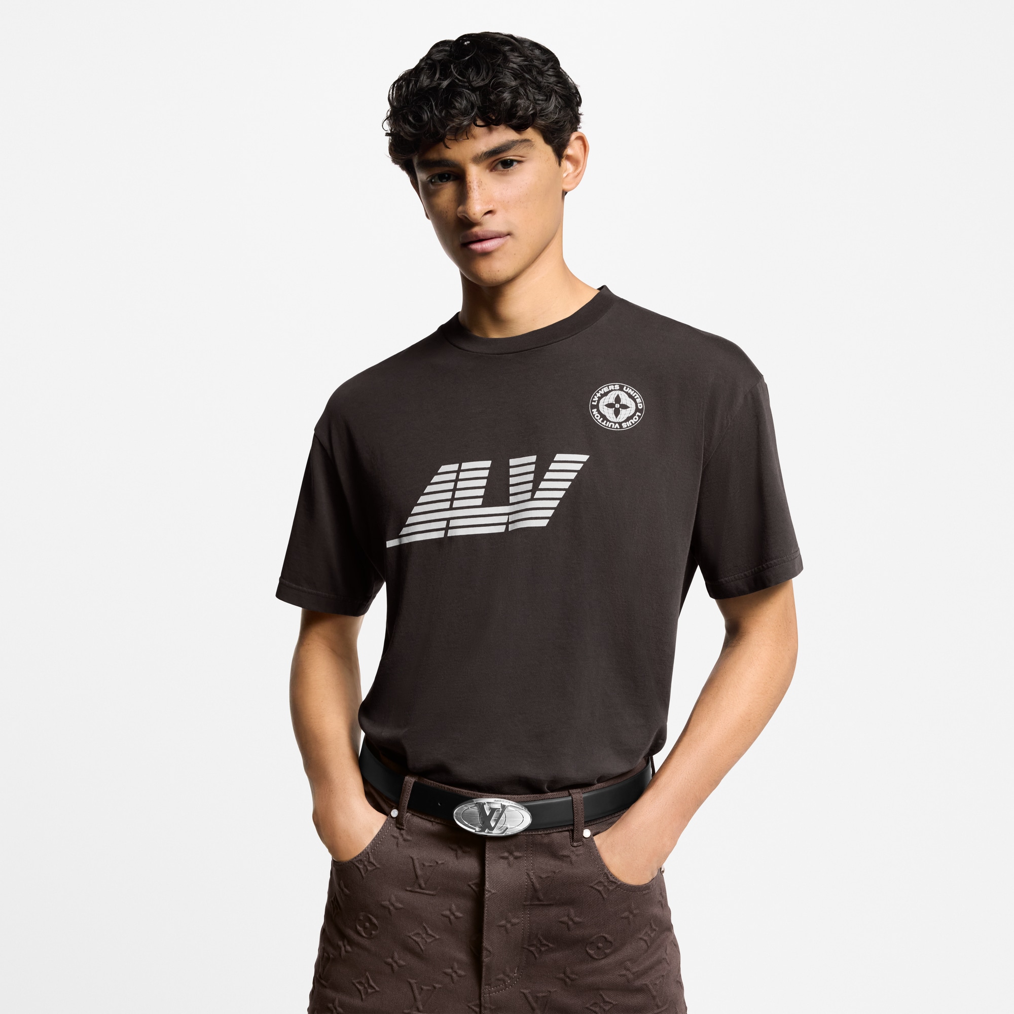  Ready to Wear Camisetas y camisas tipo polo Playera de algodón lavado con estampado | Louis Vuitton ® (Ampliar producto)