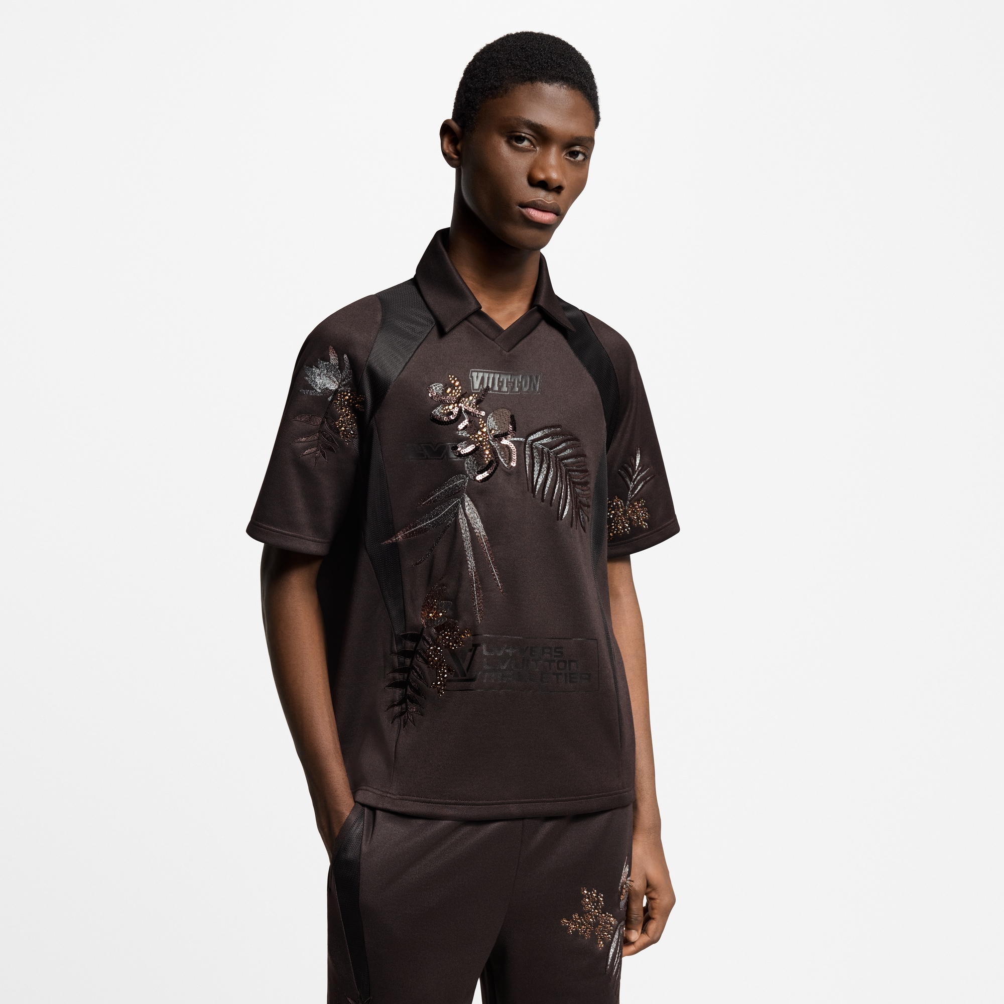  Ready to Wear Camisetas y camisas tipo polo Playera de punto con adorno | Louis Vuitton ® (Ampliar producto)