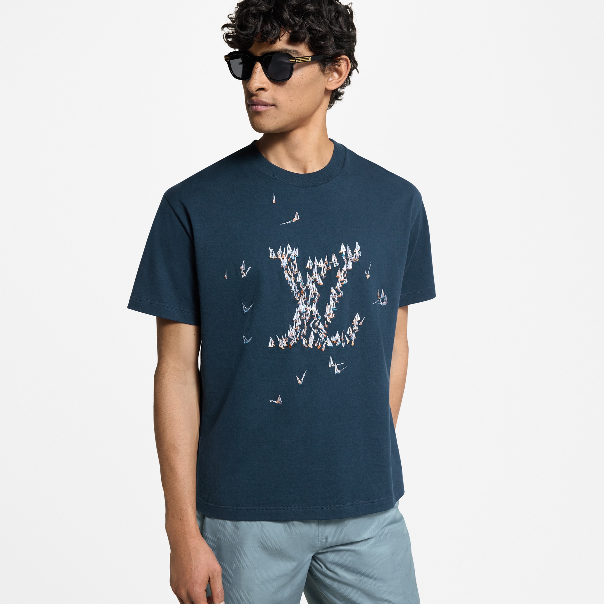  Ready to Wear Camisetas y camisas tipo polo Playera en algodón bordado | Louis Vuitton ® (Ampliar producto)