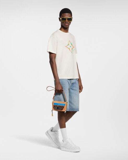 Ready to Wear Camisetas y camisas tipo polo Playera estampada en 3D con flor Monograma | Louis Vuitton ®