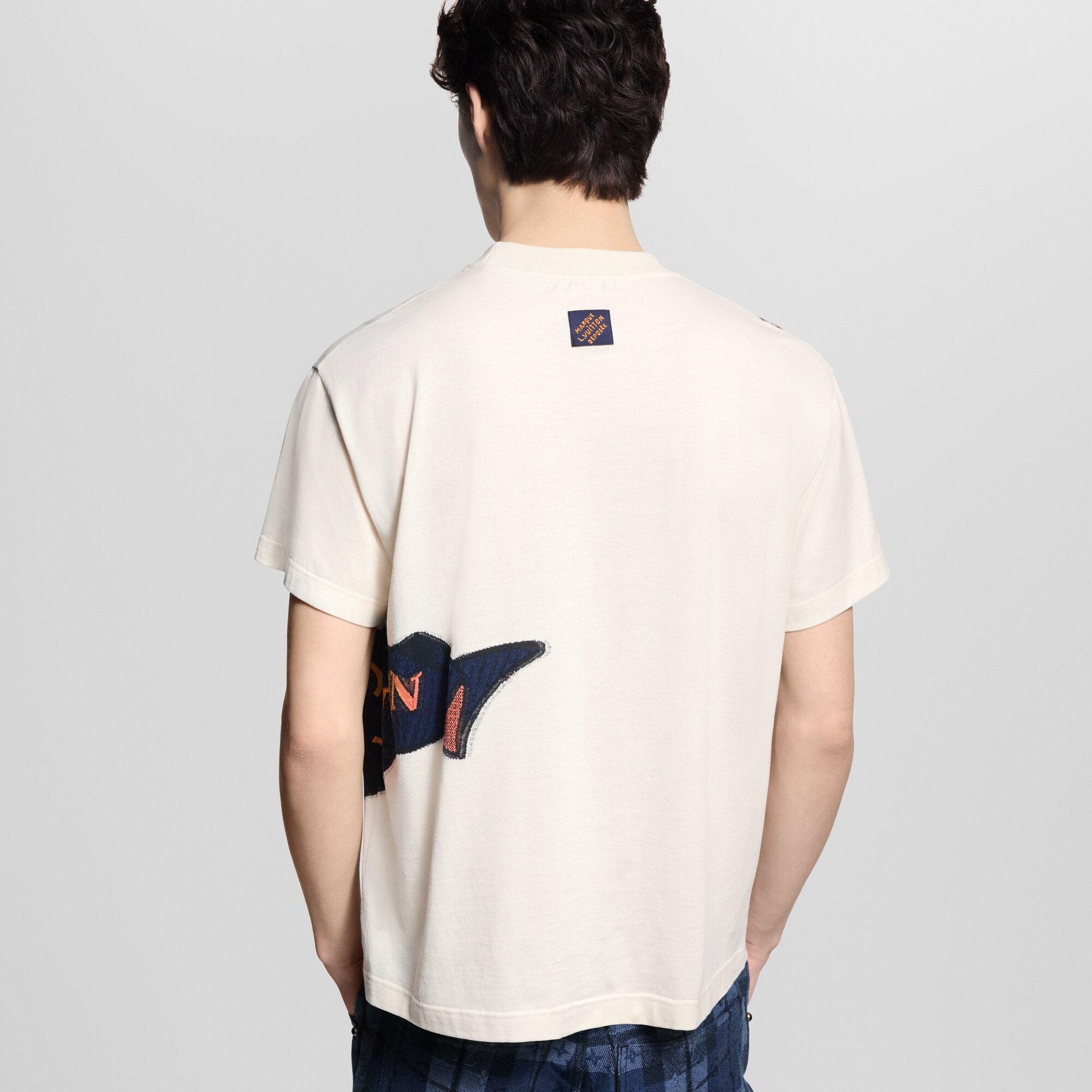  Ready to Wear Camisetas y camisas tipo polo Playera gráfica en intarsia | Louis Vuitton ® (Ampliar producto)