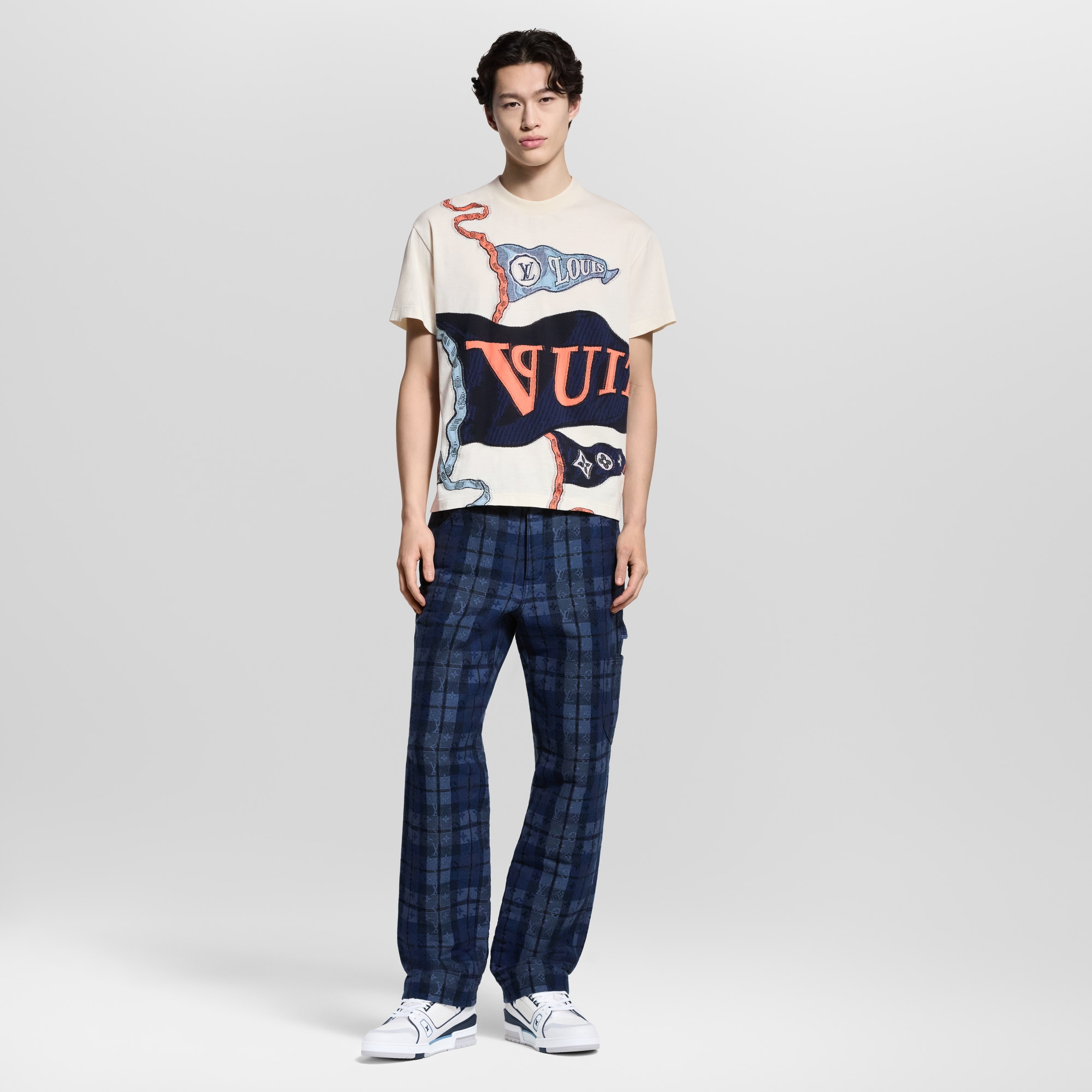  Ready to Wear Camisetas y camisas tipo polo Playera gráfica en intarsia | Louis Vuitton ® (Ampliar producto)