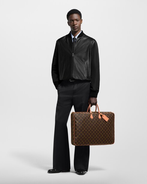Monogram Canvas Travel All Luggage and Accessories Garment cover 2 hangers | Louis Vuitton ®