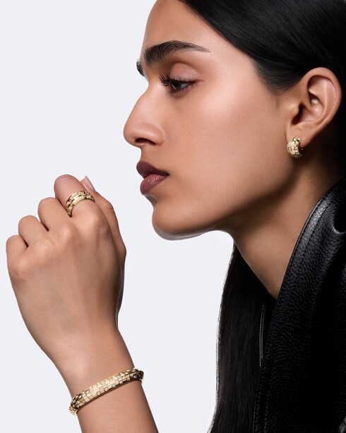Categories Bracelets Le Damier de Louis Vuitton Double Row Bracelet, Yellow Gold and Diamonds | Louis Vuitton ®