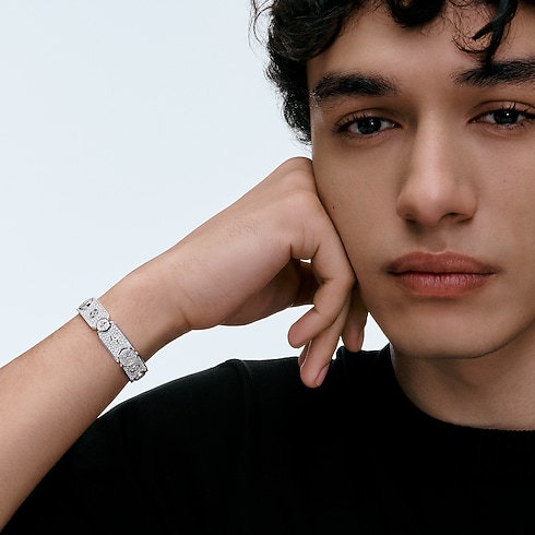 Categorías Pulseras Pulsera Les Gastons Vuitton Masterpiece Gourmette en oro blanco y diamantes | Louis Vuitton ® (Ampliar producto)