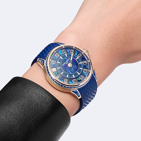 Todos los Relojes } Reloj Tambour Spin Time, automático de 39.5 mm en oro rosa, ópalo y zafiros | Louis Vuitton ® (Ampliar producto)