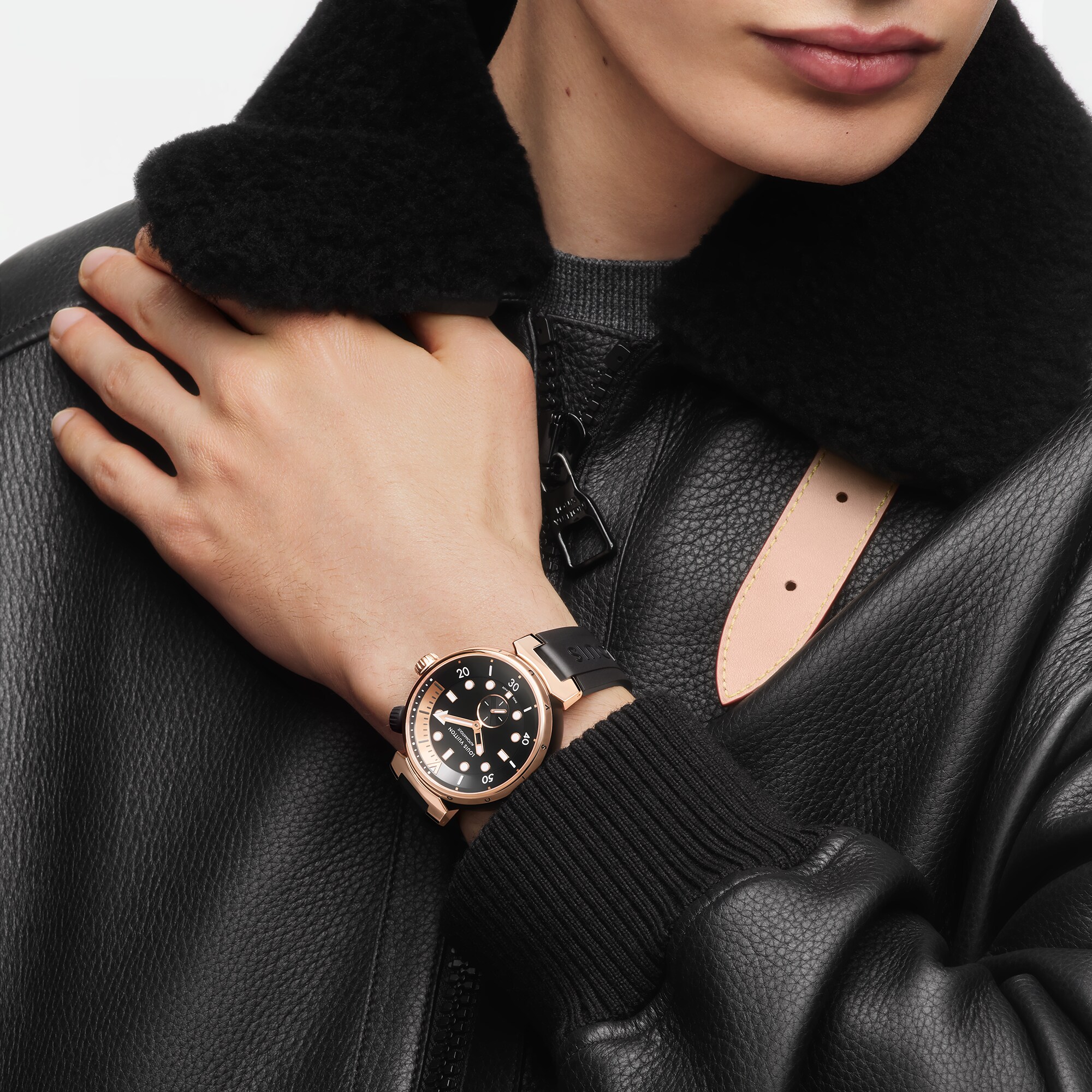  Todos los relojes } Reloj Tambour Street Diver, automático, 44 mm, acero y oro rosa | Louis Vuitton ® (Ampliar producto)