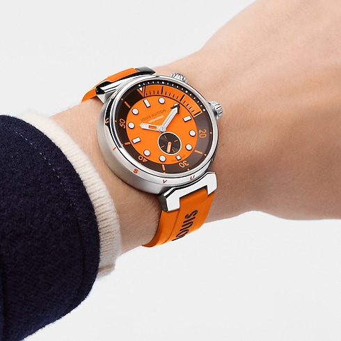 Todos los relojes } Reloj Tambour Street Diver, automático, 44 mm, en acero | Louis Vuitton ® (Ampliar producto)
