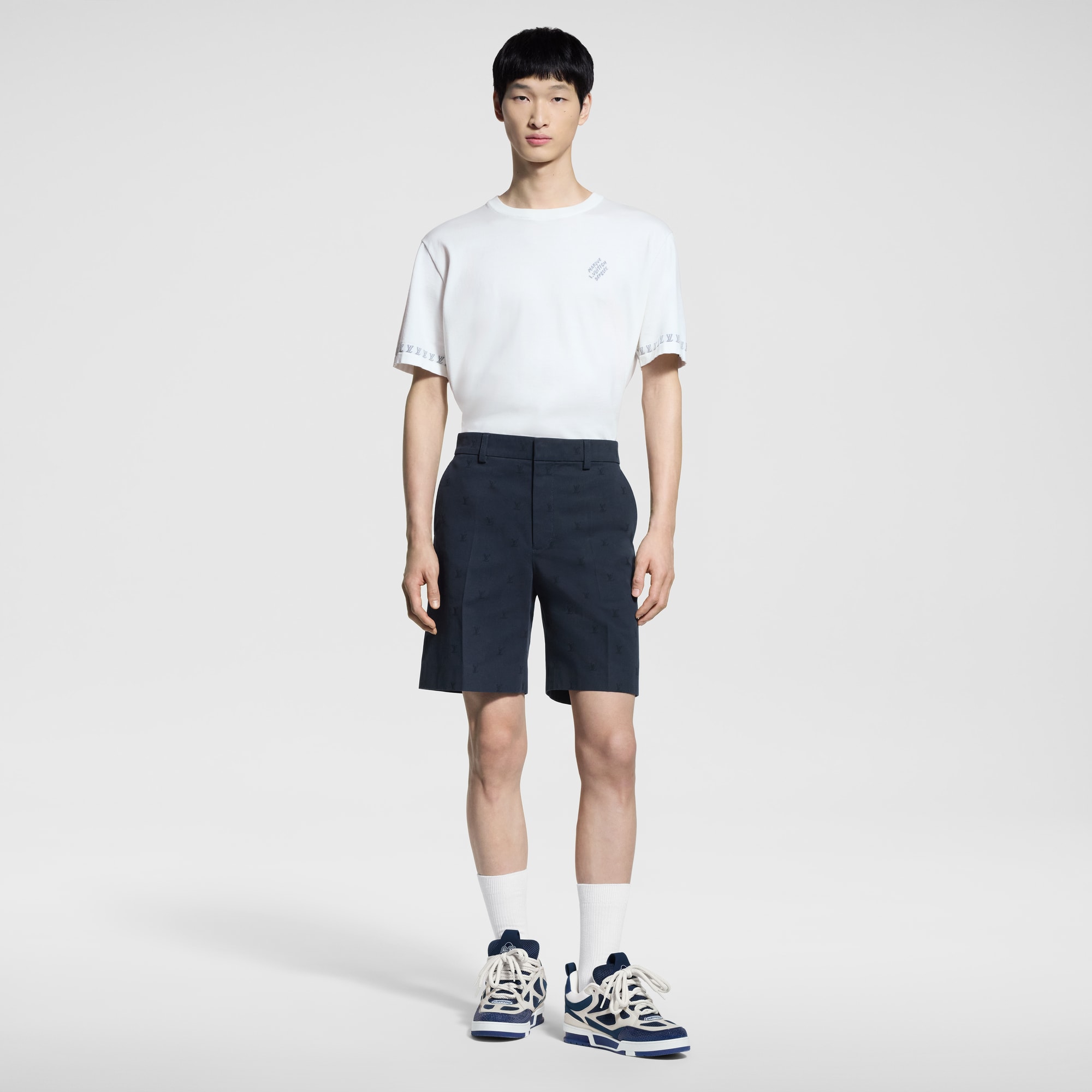  Ready to Wear Pantalones Shorts chinos de algodón con motivo LV Blason | Louis Vuitton ® (Ampliar producto)