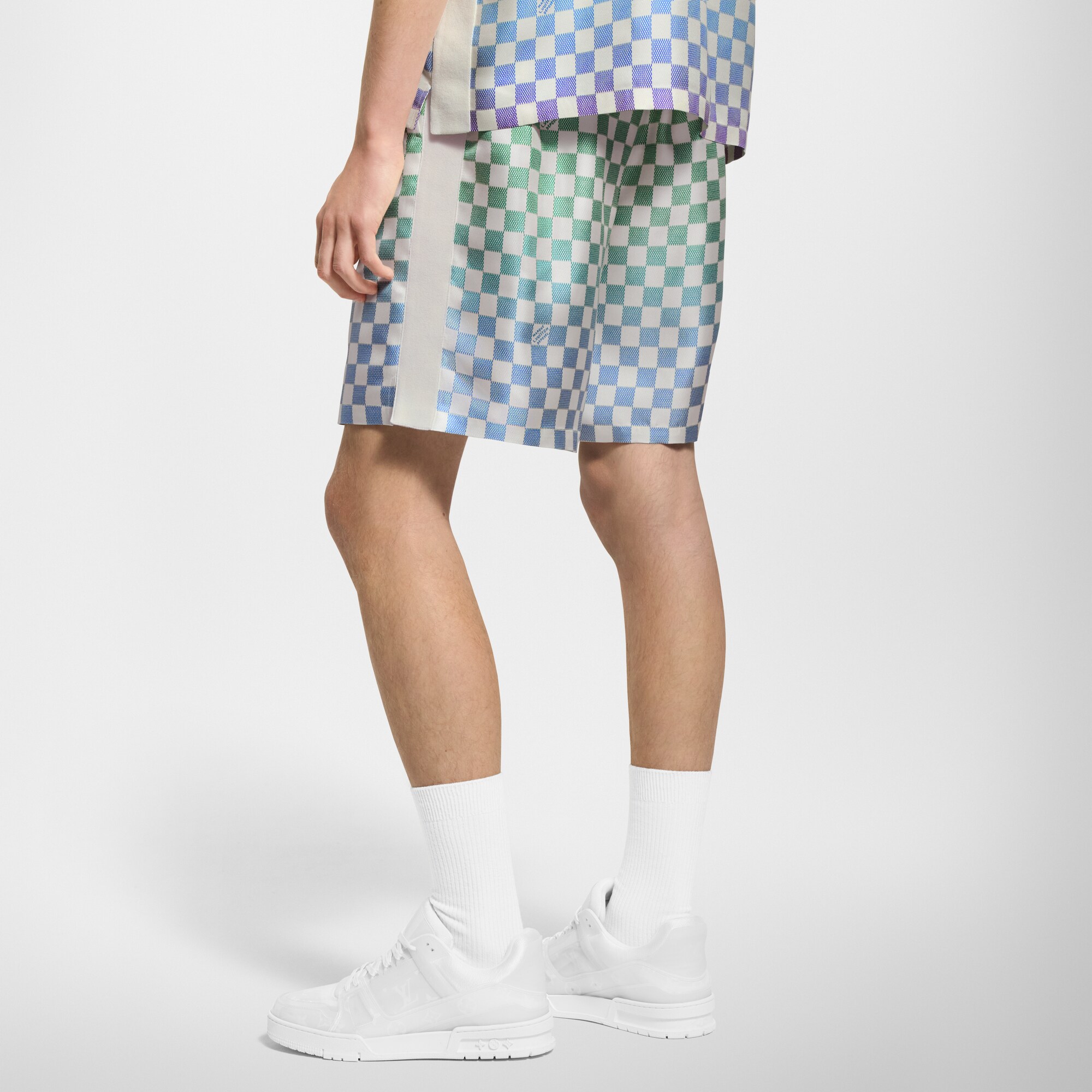  Ready to Wear Pantalones Shorts de seda Damier estampados | Louis Vuitton ® (Ampliar producto)