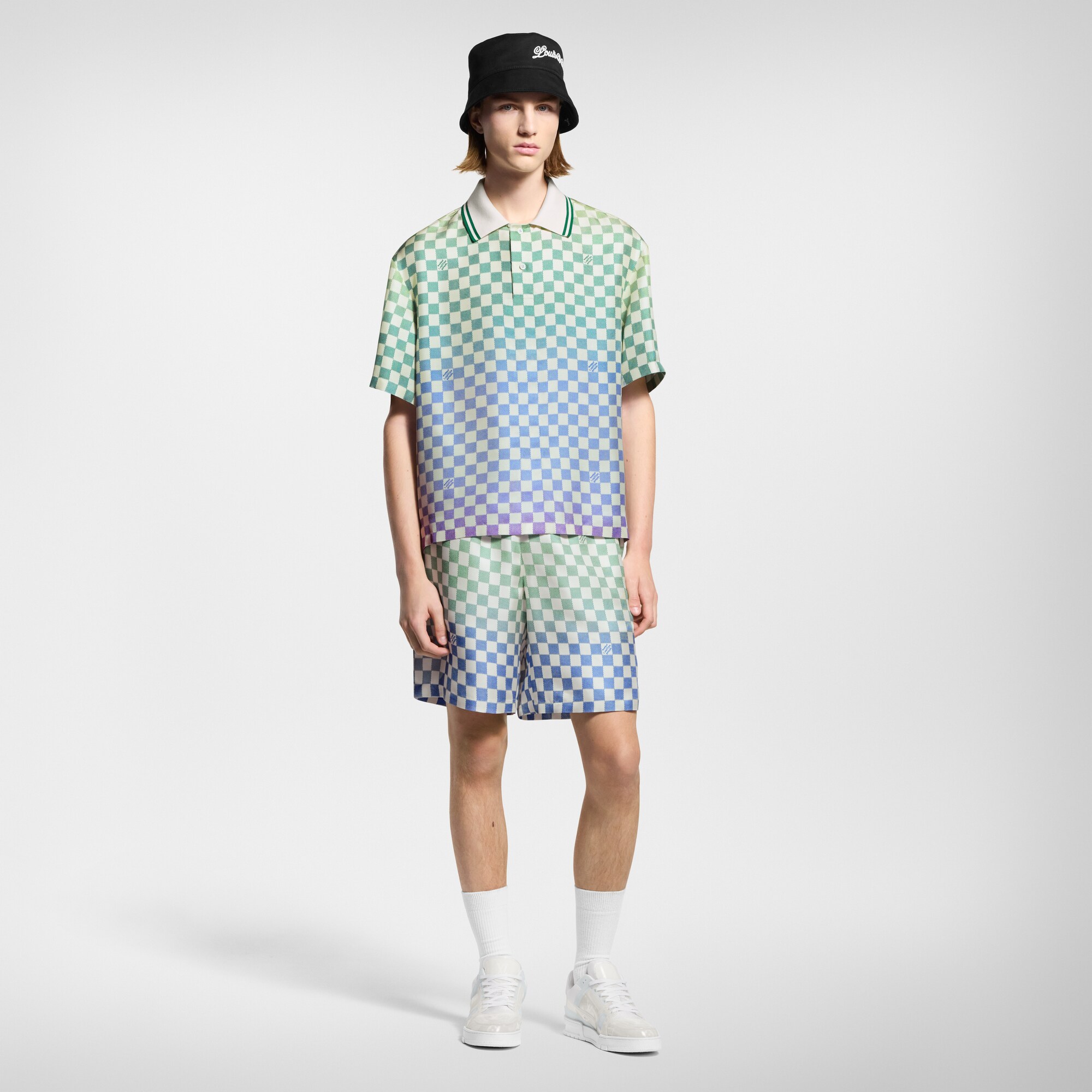 Ready to Wear Pantalones Shorts de seda Damier estampados | Louis Vuitton ® (Ampliar producto)