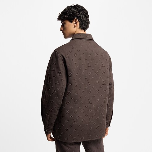 Ready to Wear Cazadoras y abrigos Sobrecamisa con motivo Monograma grabado | Louis Vuitton ® (Ampliar producto)