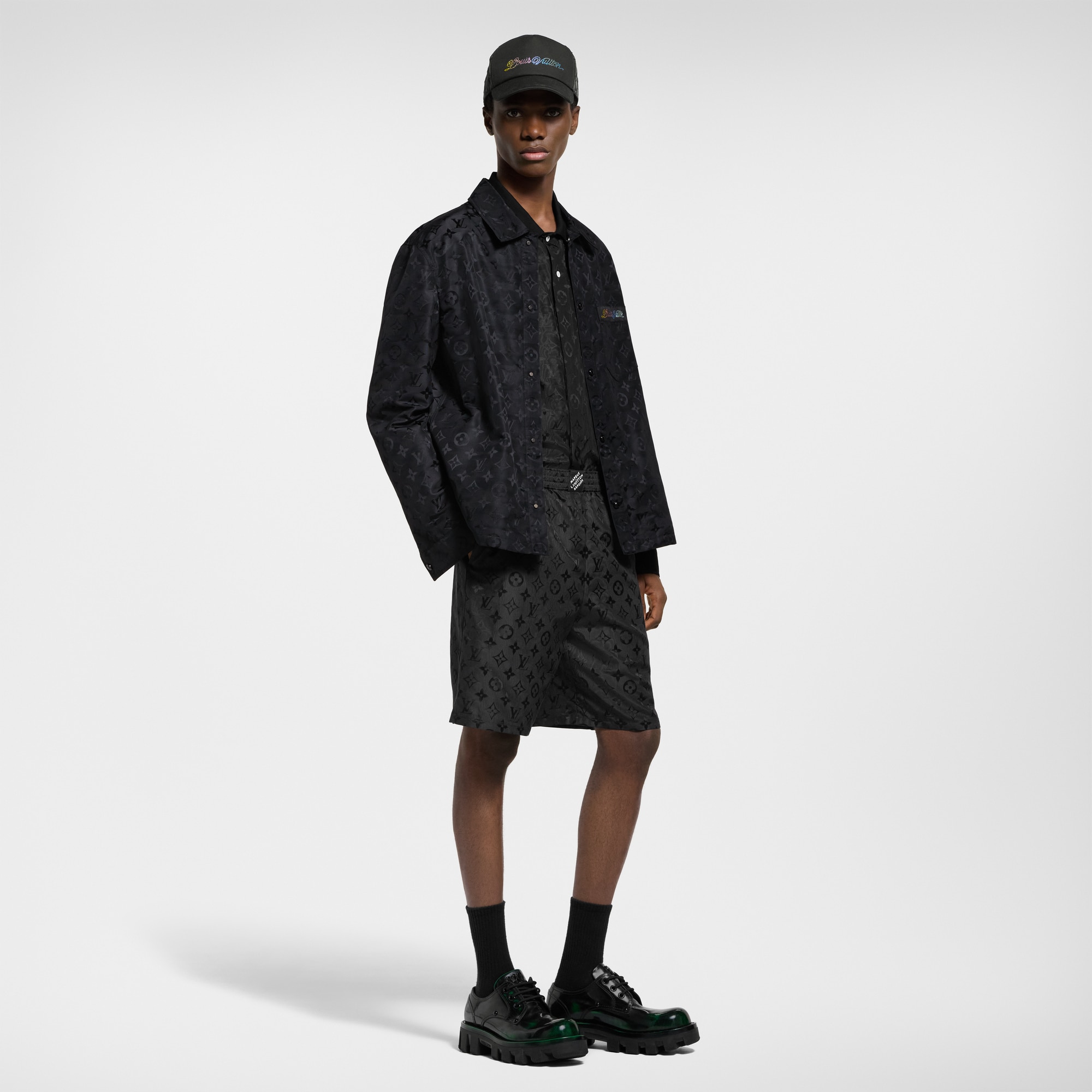  Ready to Wear Cazadoras y abrigos Sobrecamisa Monograma en seda con acabado de muaré | Louis Vuitton ® (Ampliar producto)