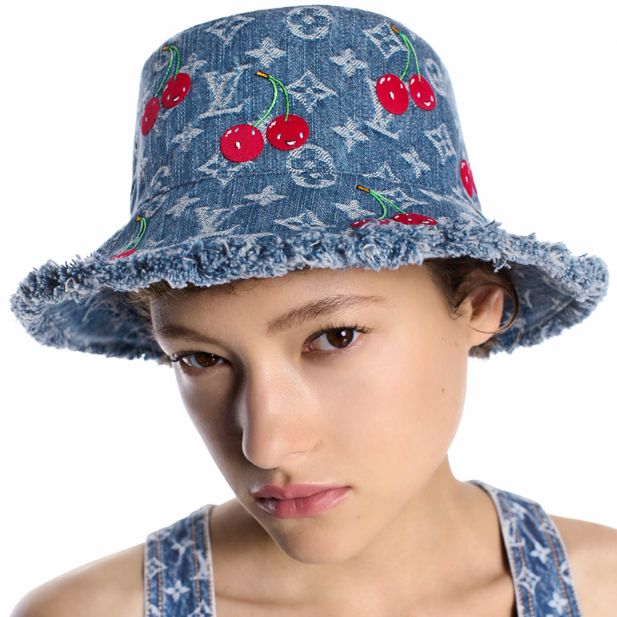 S00 Accesorios Sombreros y guantes Sombrero de pescador LV x TM Denim Cerise | Louis Vuitton ® (Ampliar producto)