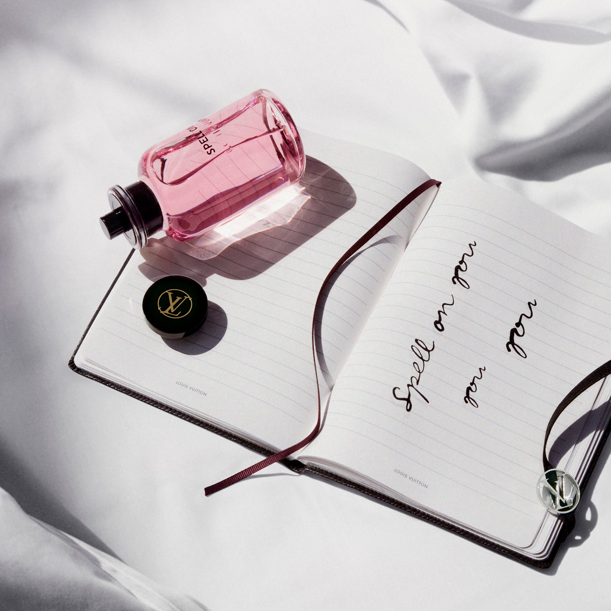  Colecciones Perfumes de mujer Spell on You | Louis Vuitton ® (Ampliar producto)