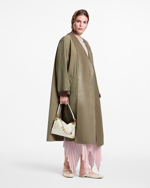 S00 Accessories Silk Squares and Bandeaus Strap And Trunk Square 70 | Louis Vuitton ®