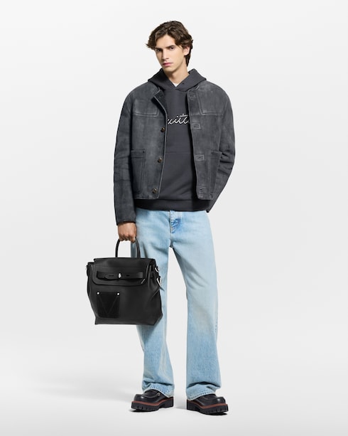 Ready to Wear Todo el Ready-To-Wear Sudadera con capucha adornada con distintivo | Louis Vuitton ®