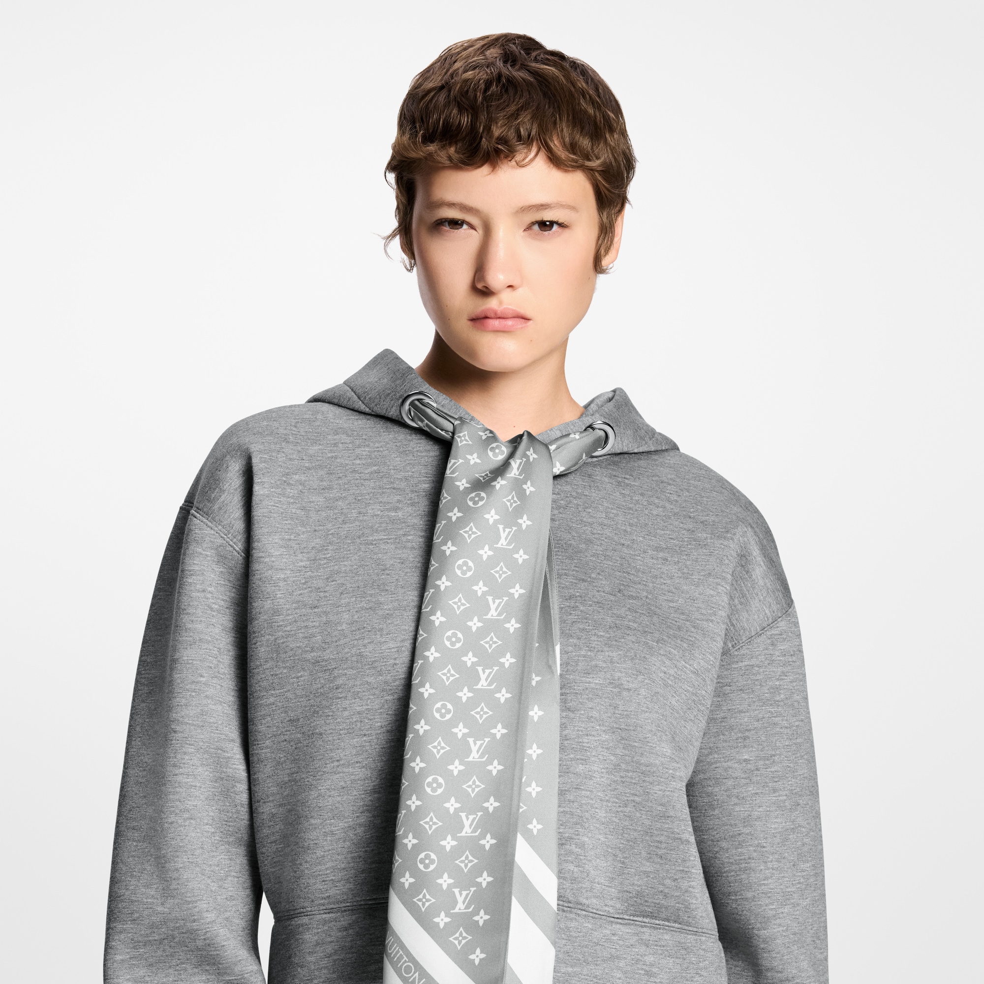  Ready to Wear Tops Sudadera con capucha cropped Monograma | Louis Vuitton ® (Ampliar producto)