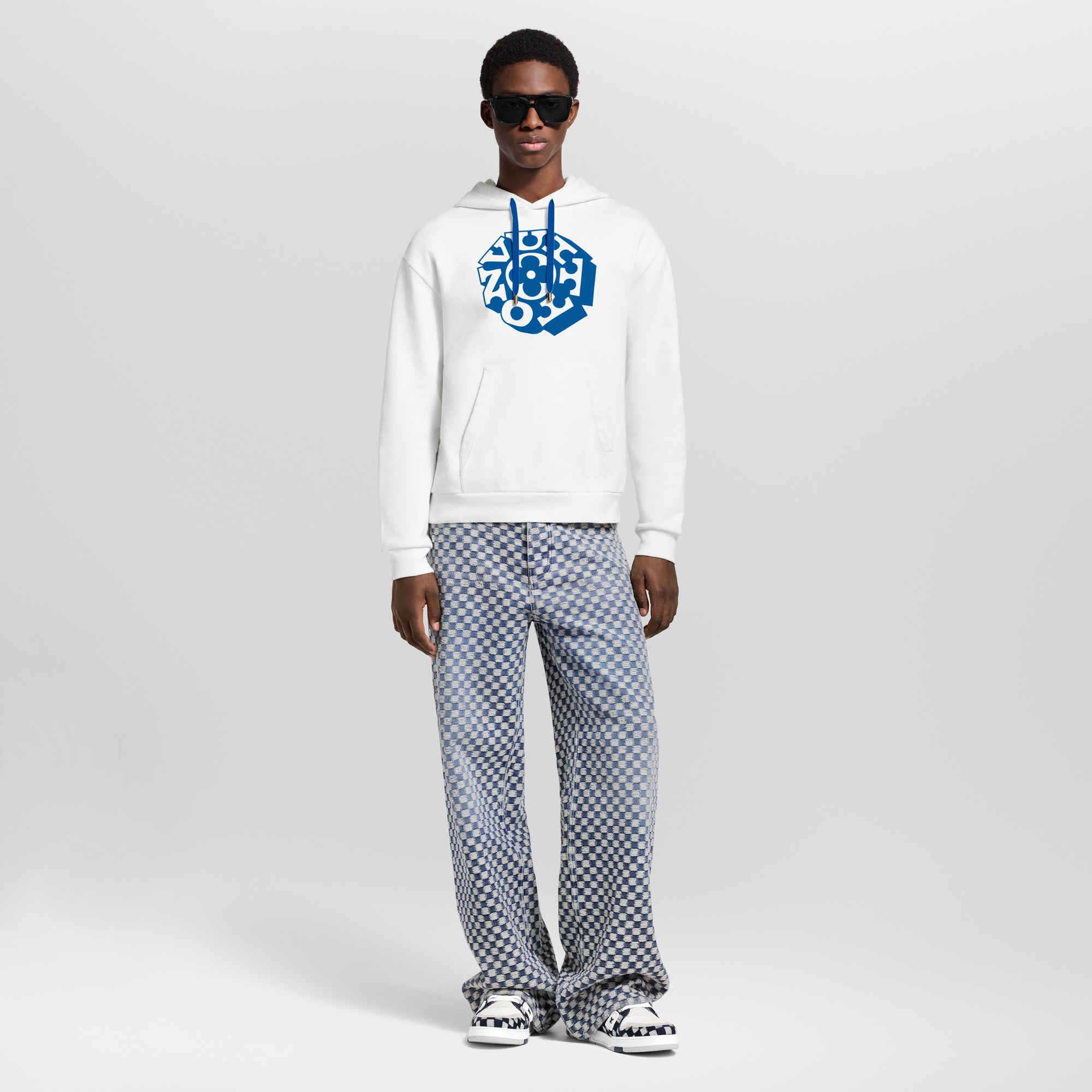  Ready to Wear Camisetas y camisas tipo polo Sudadera con distintivo | Louis Vuitton ® (Ampliar producto)