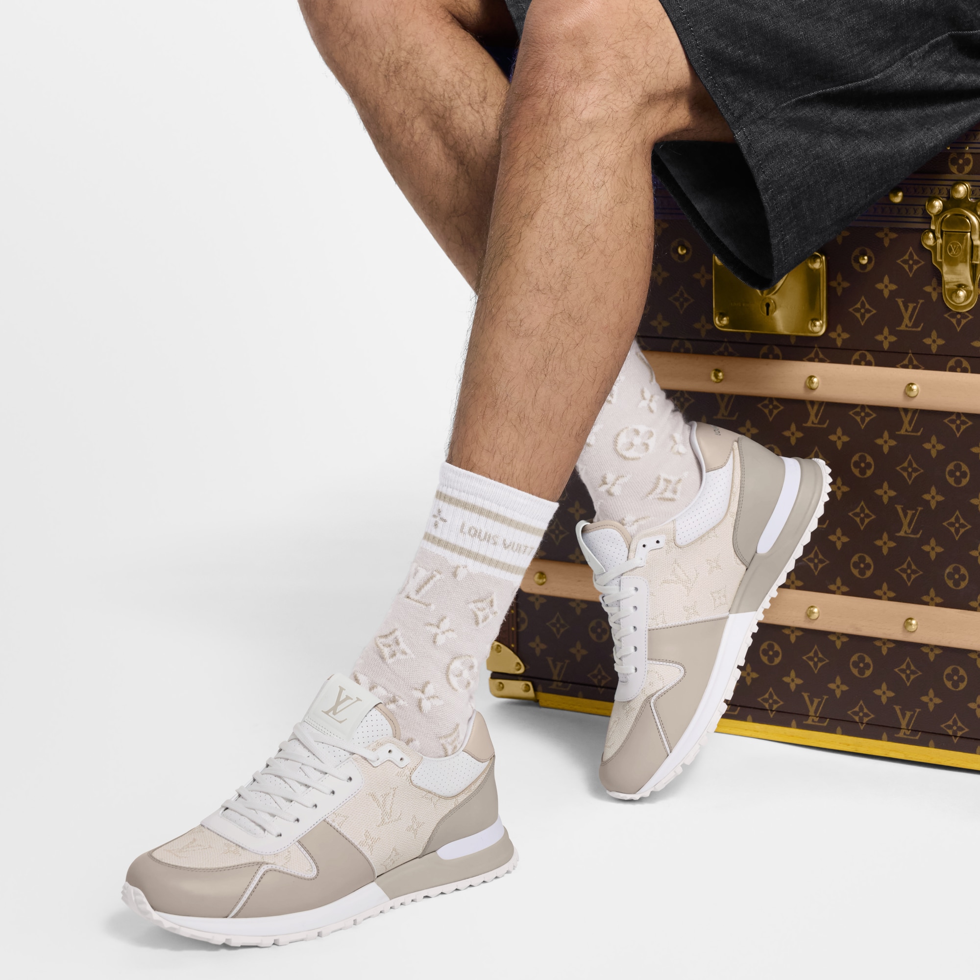  Zapatos Tenis Tenis Run Away | Louis Vuitton ® (Ampliar producto)