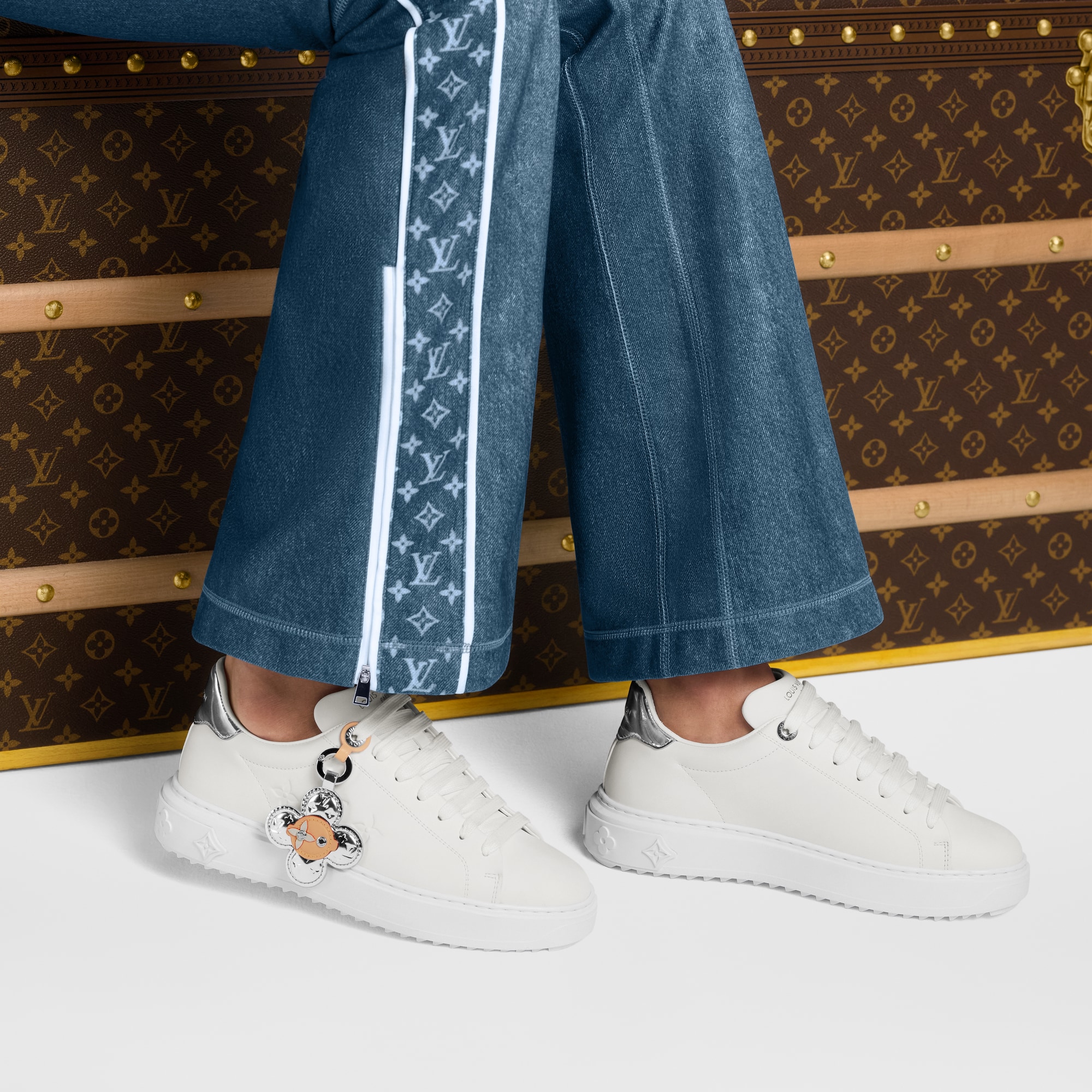  Zapatos Tenis Tenis Time Out | Louis Vuitton ® (Ampliar producto)