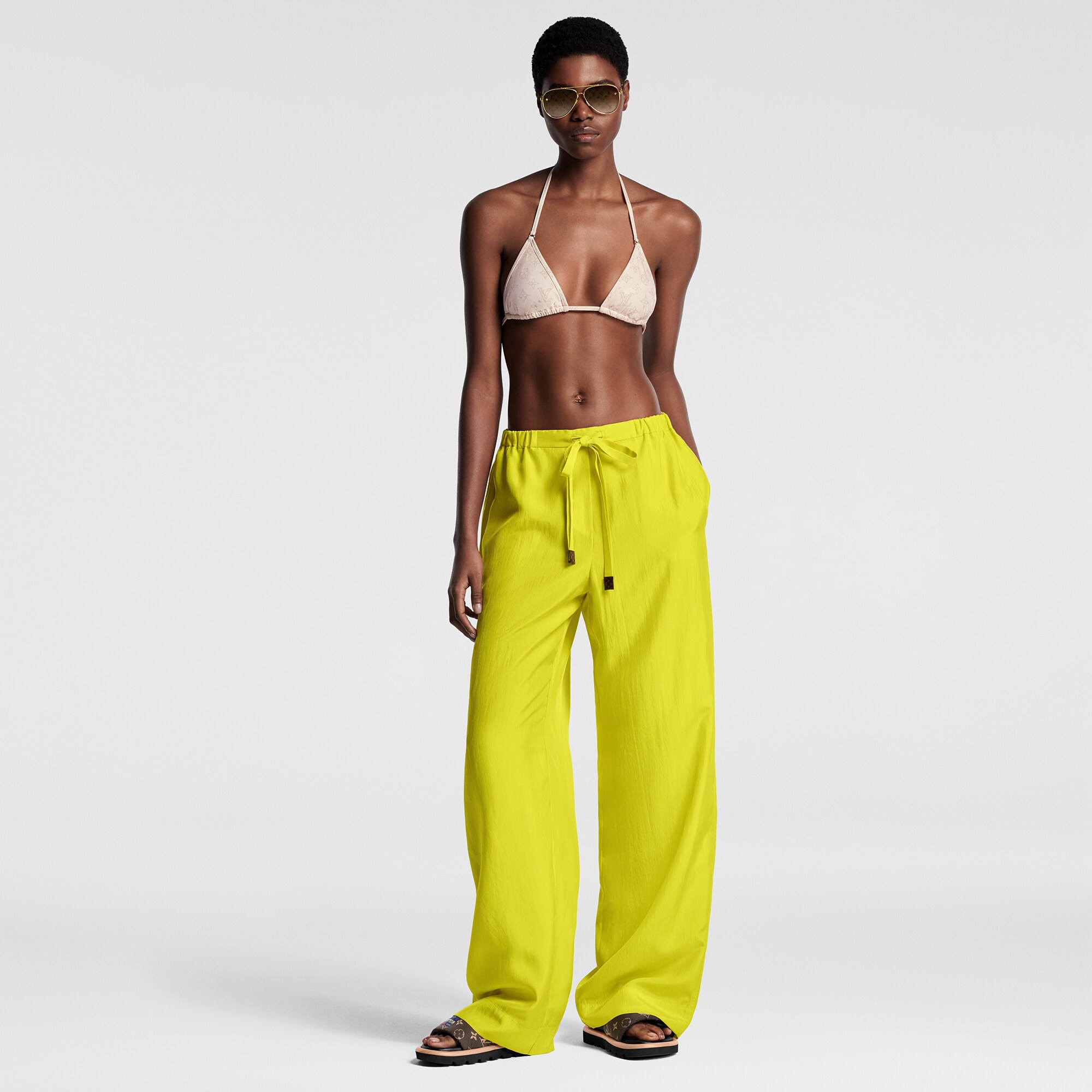  Ready to Wear Trajes de baño Top de bikini triangular Monograma Mahina | Louis Vuitton ® (Ampliar producto)