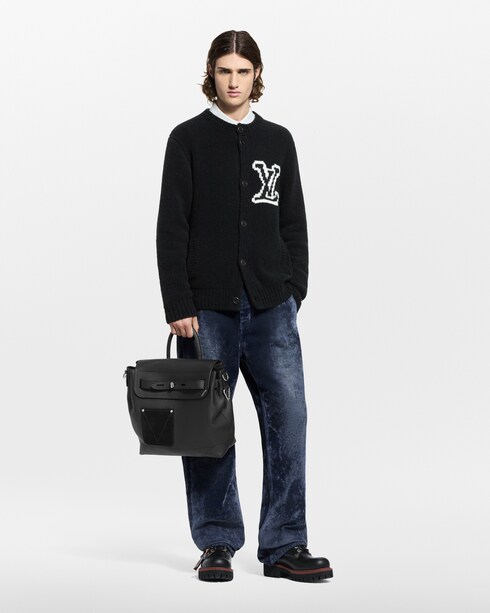 Homme Spring-Summer 2026 Pre-Collection Pantalon en denim velours à détails Monogram | Louis Vuitton ®