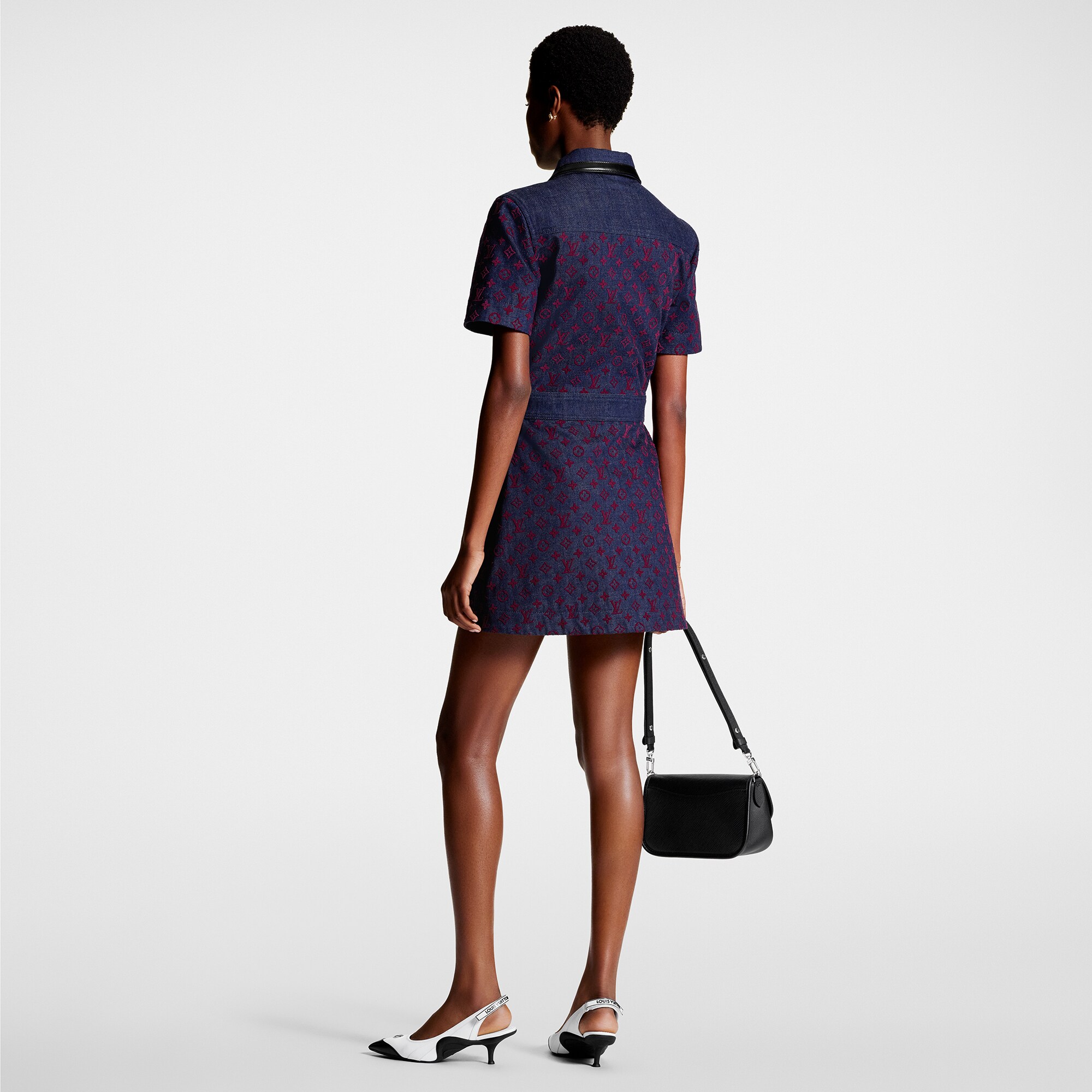  Ready to Wear Vestidos Vestido en denim con cierre y motivo Monograma flocado | Louis Vuitton ® (Ampliar producto)