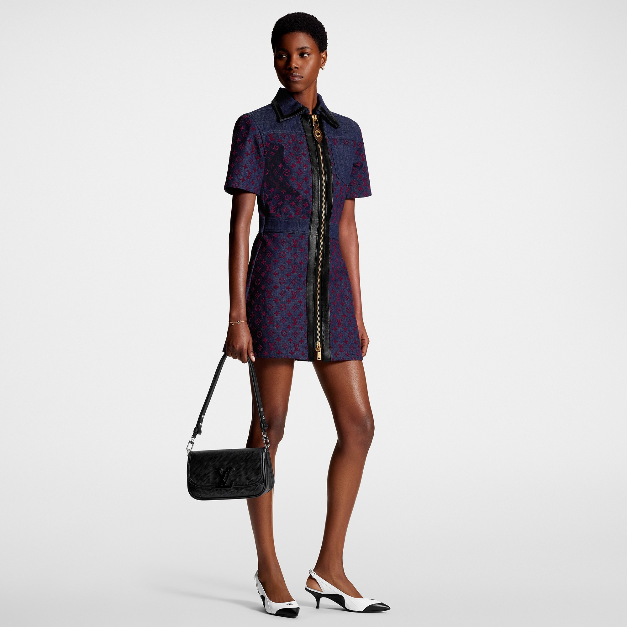  Ready to Wear Vestidos Vestido en denim con cierre y motivo Monograma flocado | Louis Vuitton ® (Ampliar producto)