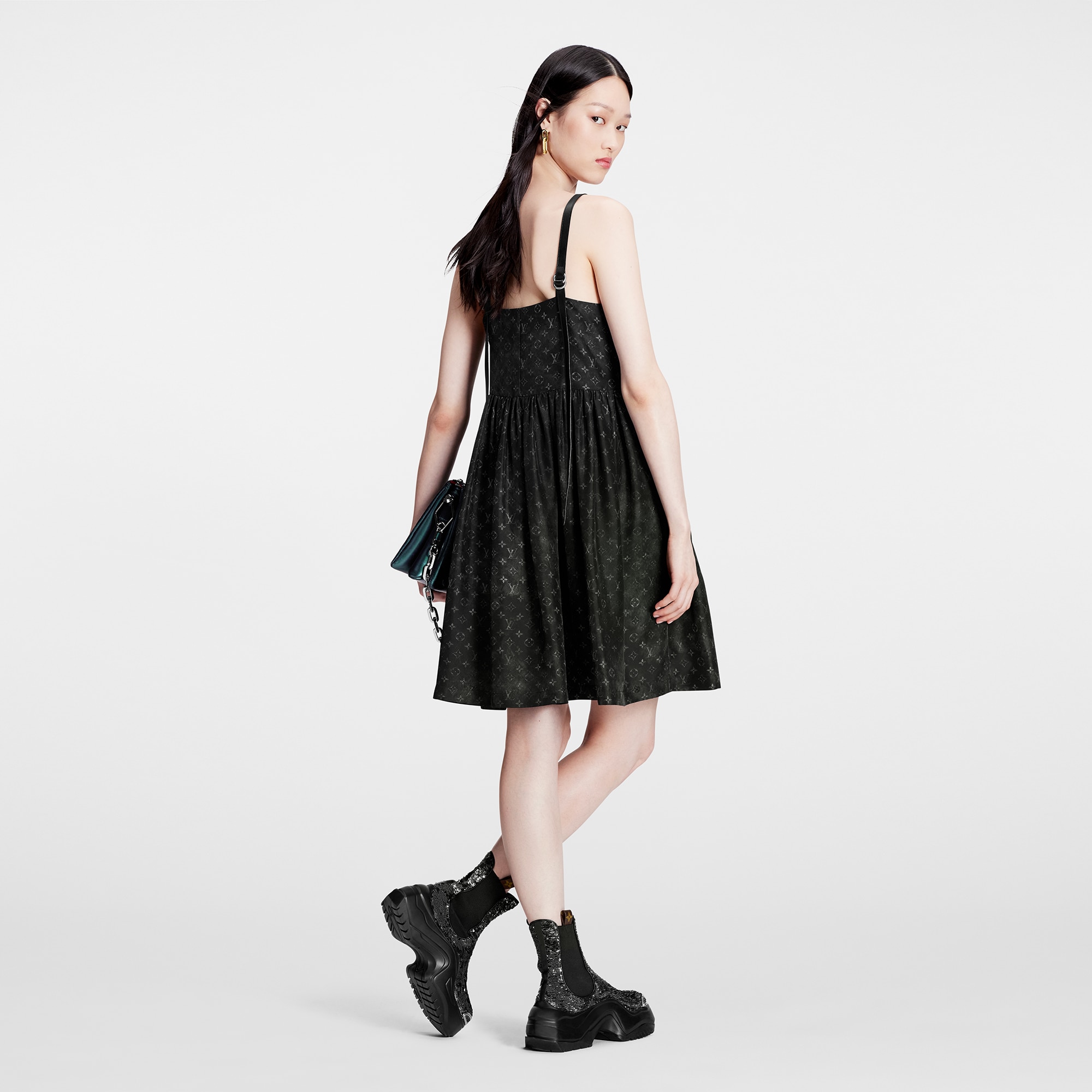  Ready to Wear Vestidos Vestido Monograma Cloud con tirantes en piel | Louis Vuitton ® (Ampliar producto)