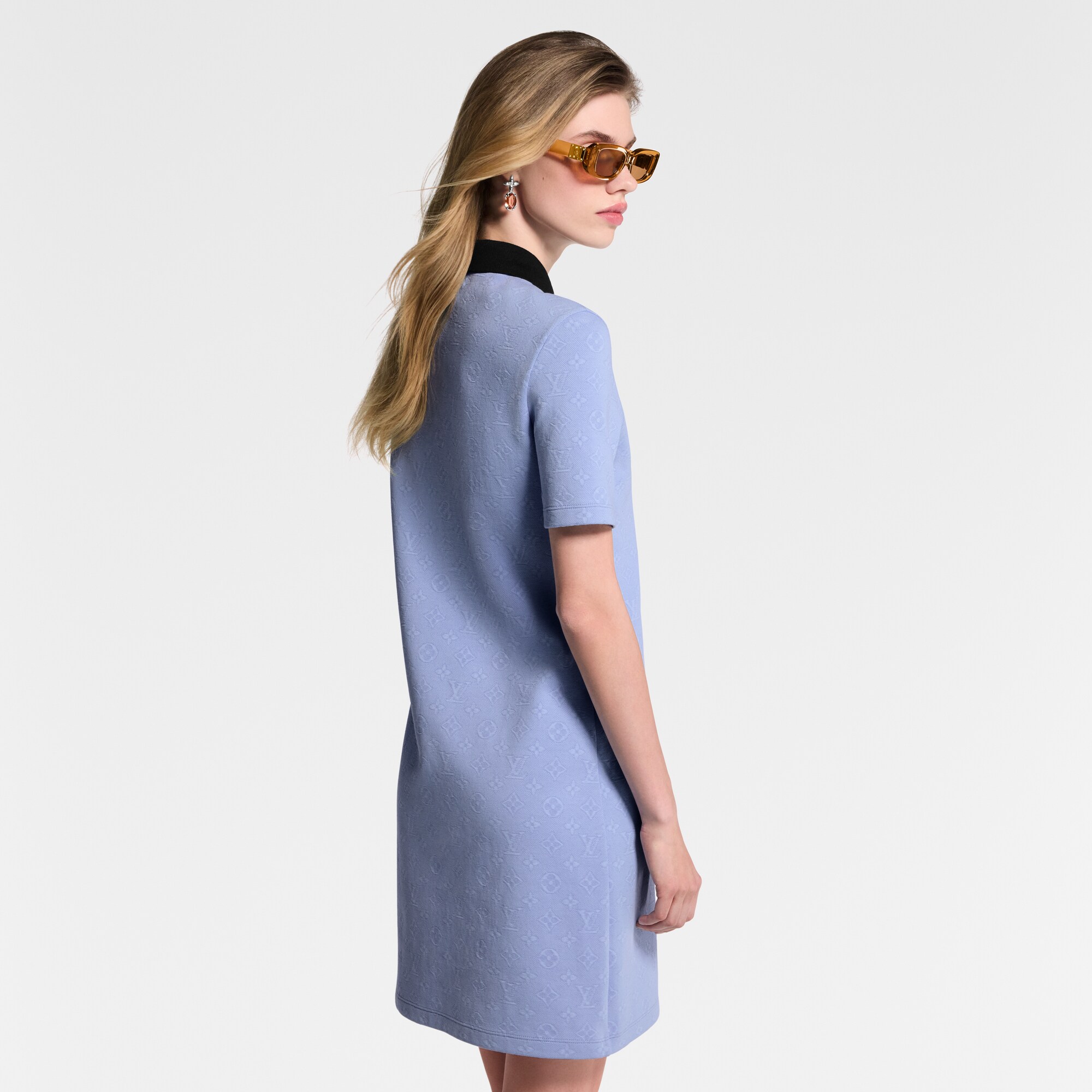  Ready to Wear Vestidos Vestido polo Monograma en tejido piqué | Louis Vuitton ® (Ampliar producto)